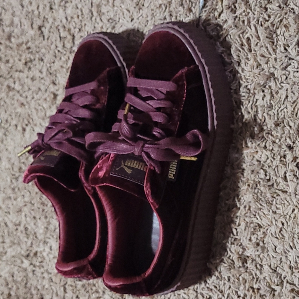 Rhianna Fenty x Puma roma collab. Size 8w Mahogany  valour